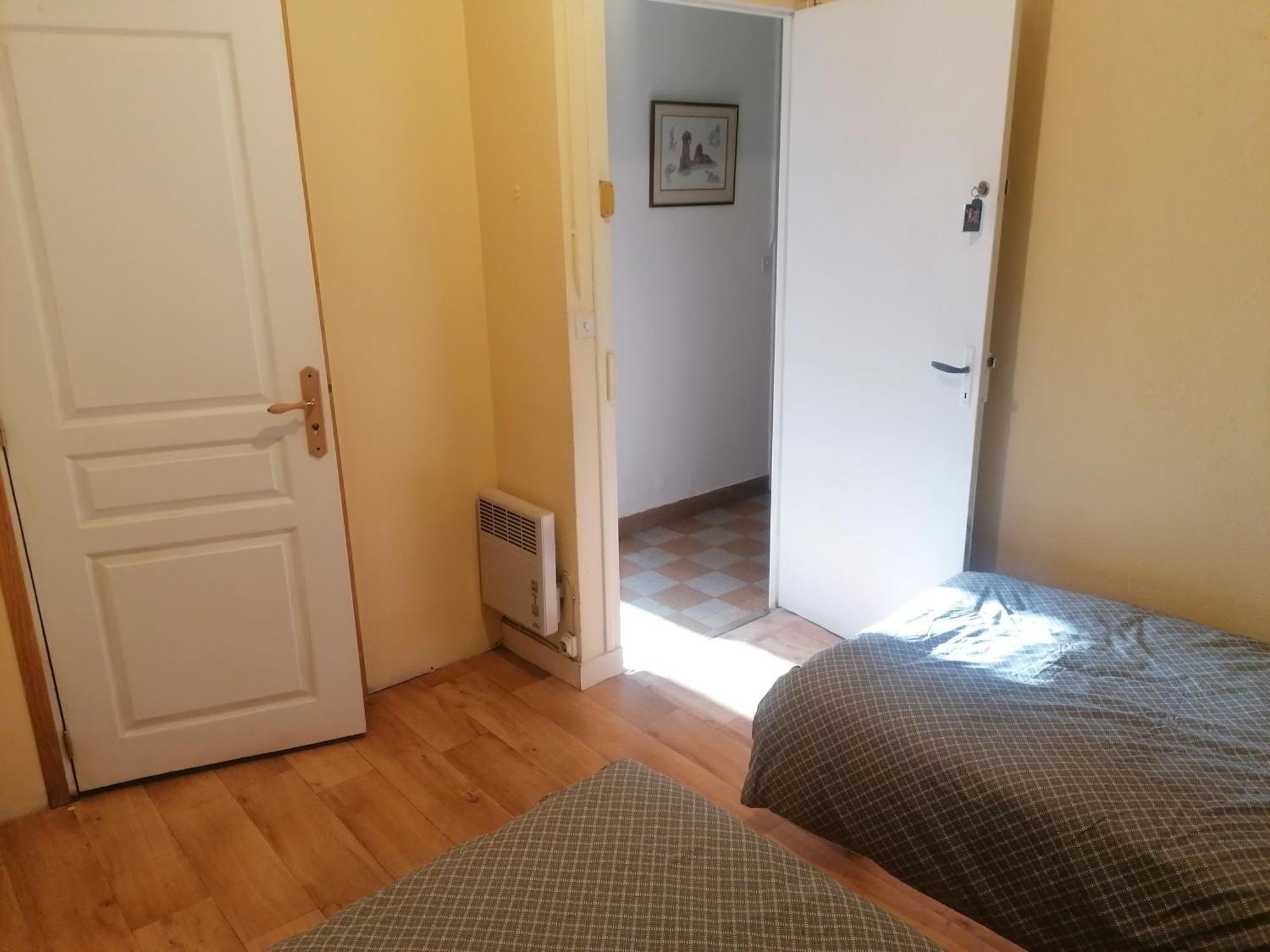 Chez Henry Apartment Peyrat-le-Chateau Bagian luar foto