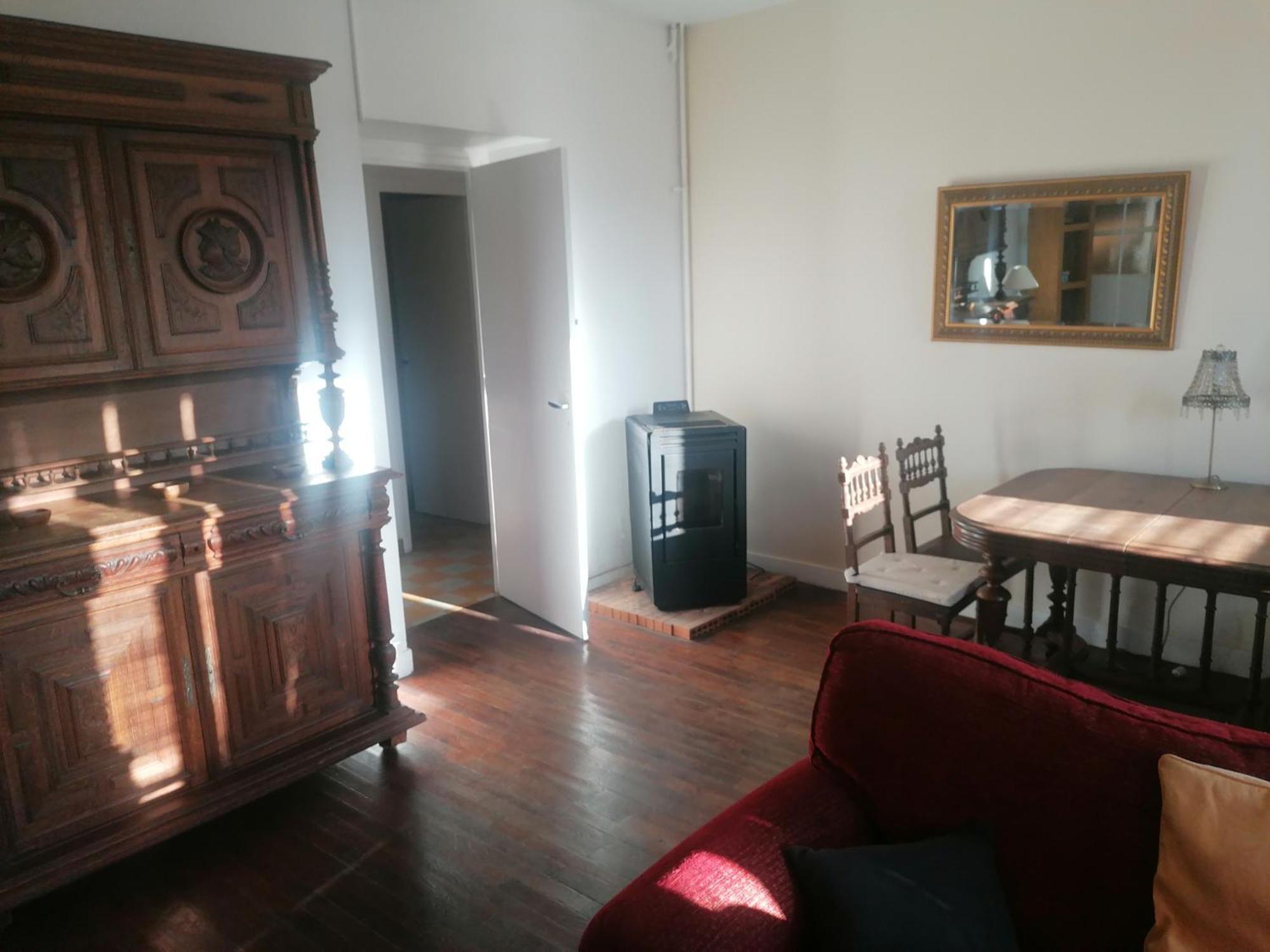Chez Henry Apartment Peyrat-le-Chateau Bagian luar foto